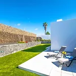 Rossa - Now - Lh215 By Now Ltd * Playa Blanca