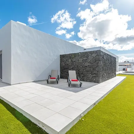 Rossa - Now - Lh215 By Now Ltd