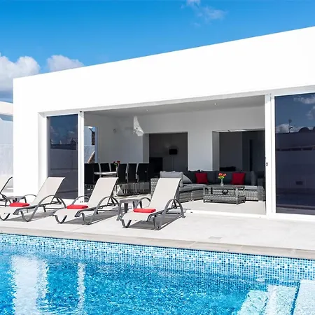 Rossa - Now - Lh215 By Now Ltd Villa Playa Blanca (Lanzarote)