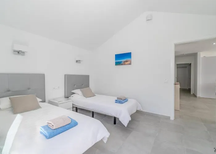 Rossa - Now - Lh215 By Now Ltd פלאיה בלנקה