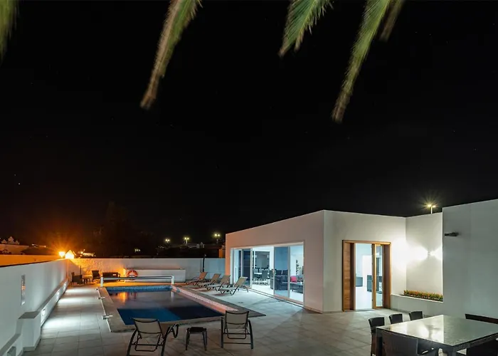 Rossa - Now - Lh215 By Now Ltd *