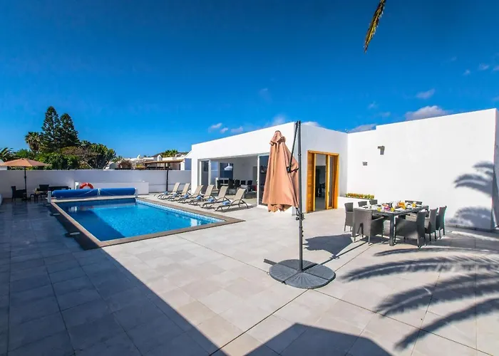 Rossa - Now - Lh215 By Now Ltd וילה