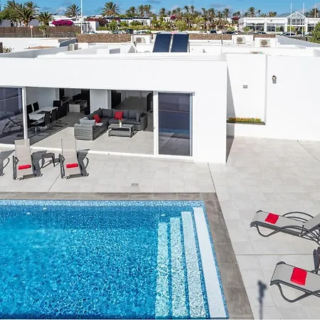 Rossa - Now - Lh215 By Now Ltd 别墅 *