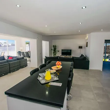 Rossa - Now - Lh215 By Now Ltd Villa Playa Blanca (Lanzarote)