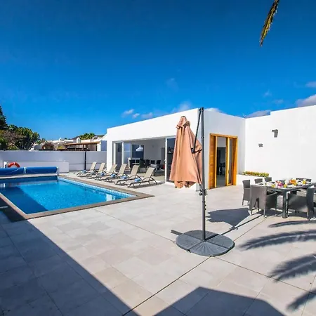 Rossa - Now - Lh215 By Now Ltd 别墅