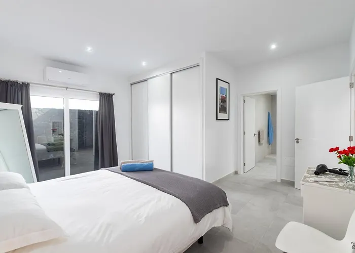 Rossa - Now - Lh215 By Now Ltd Villa *