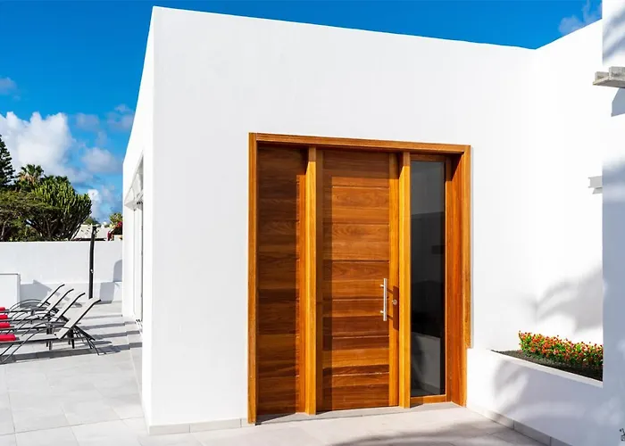 Villa Rossa - Now - Lh215 By Now Ltd *